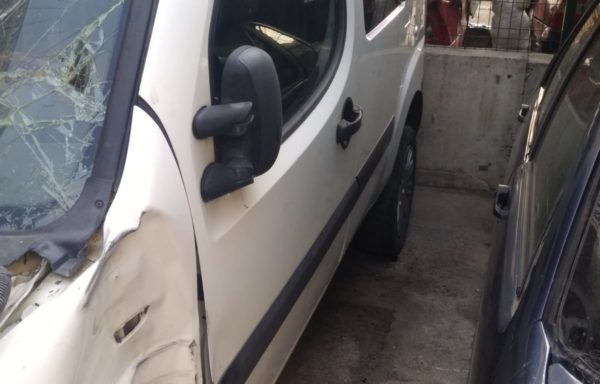 doblo 1_2 çıkma sol ön kapı